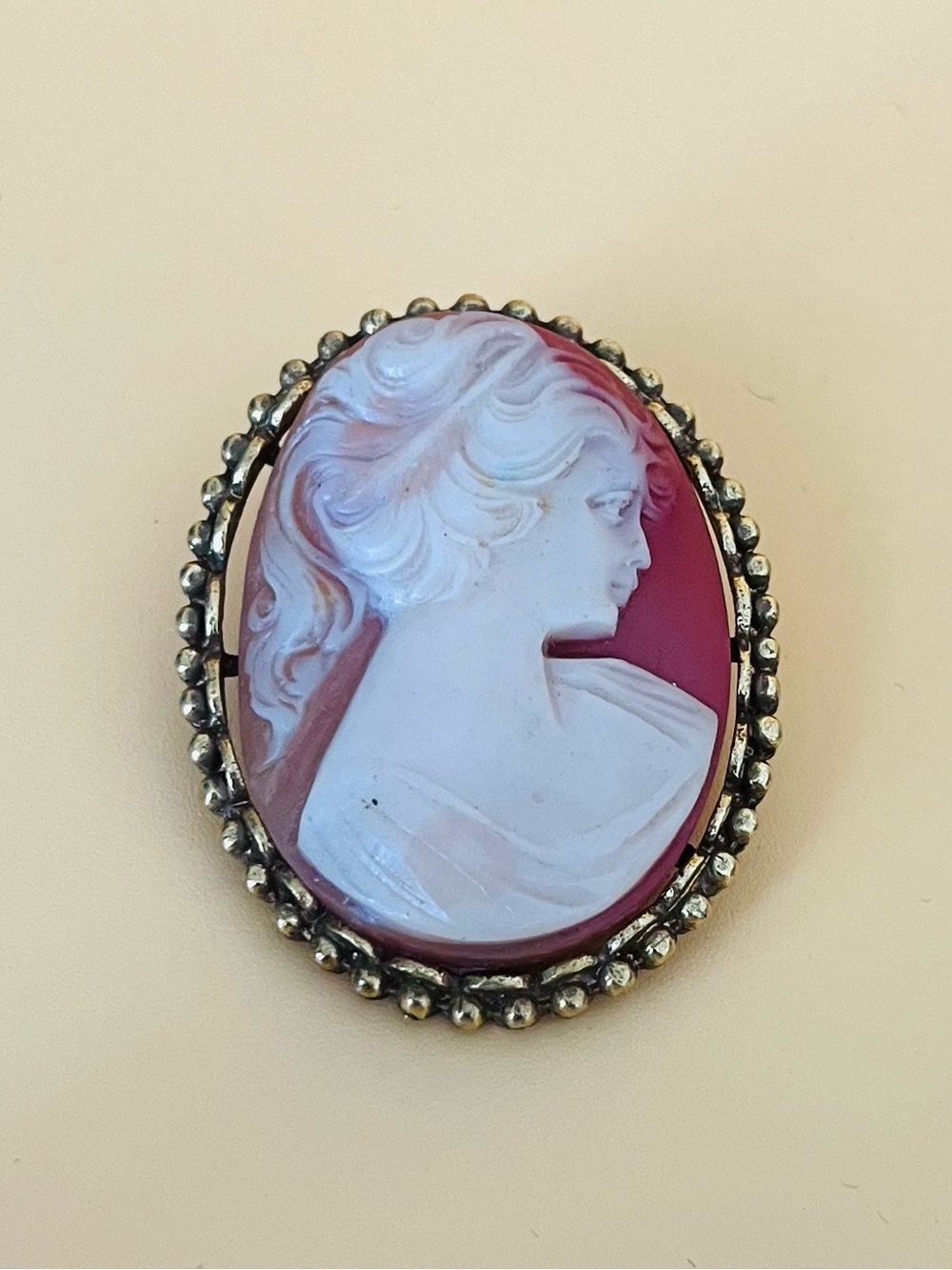 Vintage Coro Carved Cameo Brooch Pin Gold Tone Frame